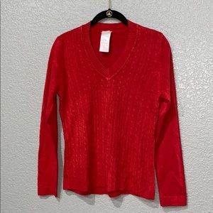 Women’s Vneck Red Cable knit sweater size Sm 4-6